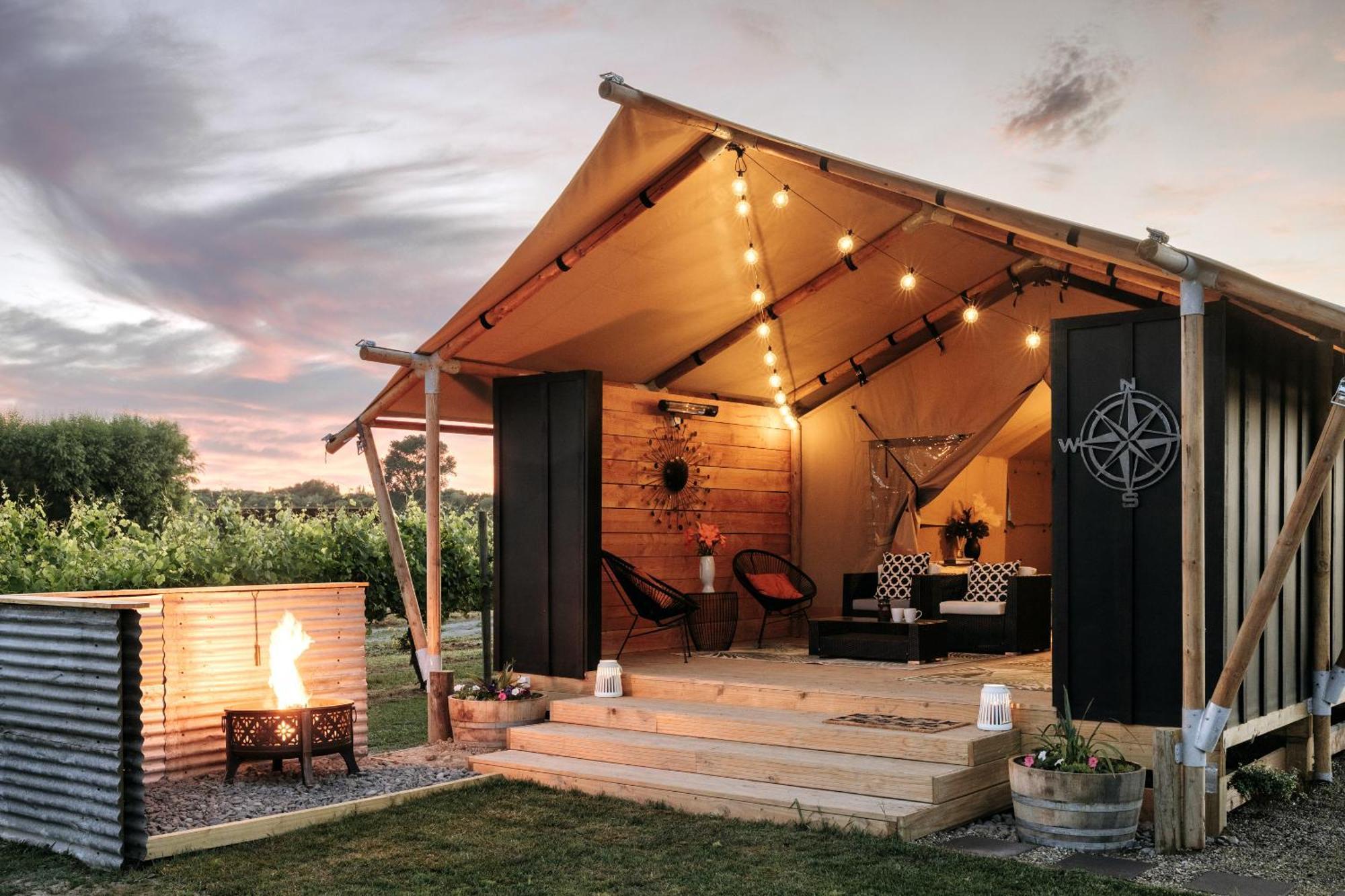 Villas & Vines Glamping Hastings Exteriör bild
