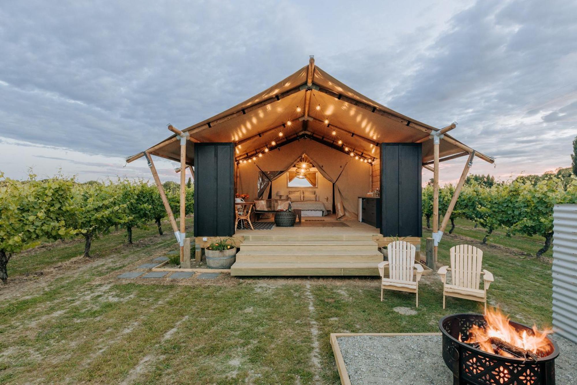 Villas & Vines Glamping Hastings Exteriör bild