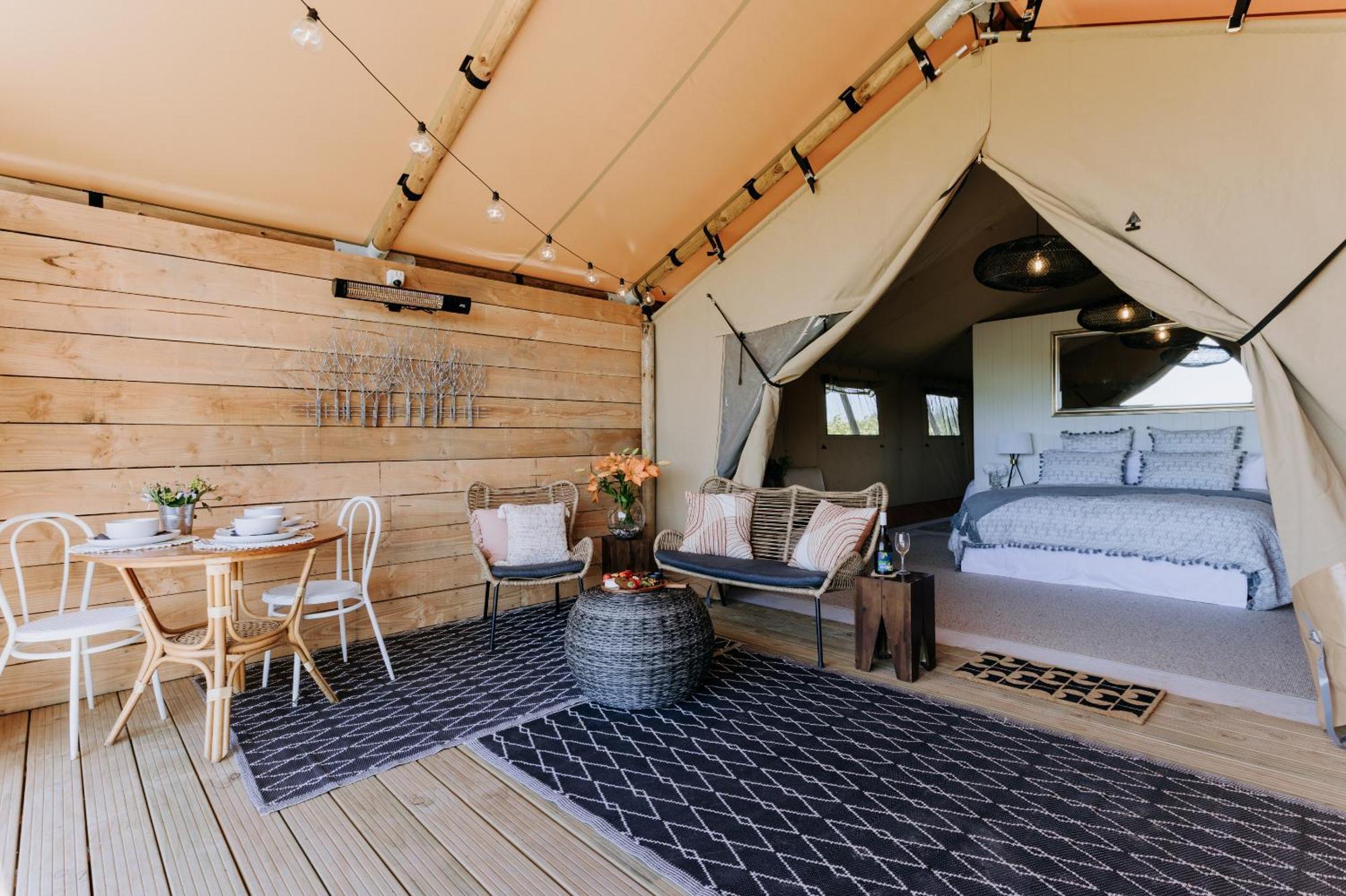 Villas & Vines Glamping Hastings Exteriör bild